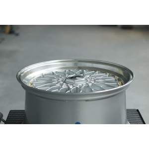 JR Wheels JR9 19x9,5 Silver w/Machined Lip