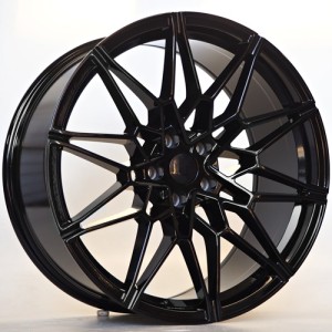 Ratlankis Venus 8X19 5X112 ET30 66,5 Black