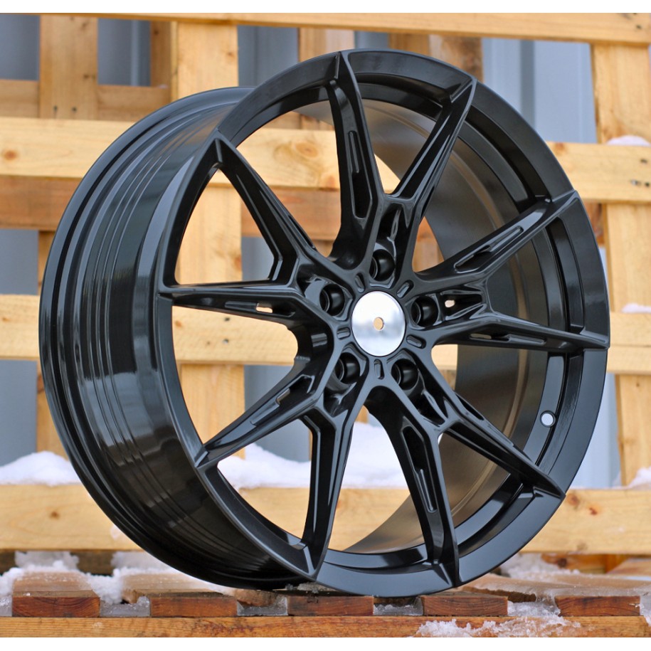 R18x8  5X108  ET  40  67.1  FBX425  Black (BL)  For RACIN  (Z7)  (HYBRID FORGED)
