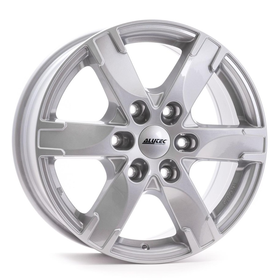 Alutec Titan polar-silver 7,5x17 6x114.3 ET39 CB66,1 60° 1100 kg TIT75739X31-0