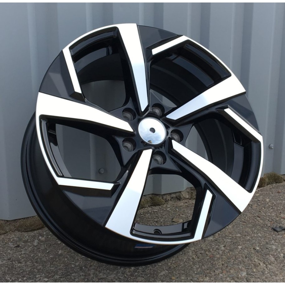 R16x6.5  5X114.3  ET  40  66.1  XE173  (BK5372)  Black Polished (MB)  For NISS  (R+D5)