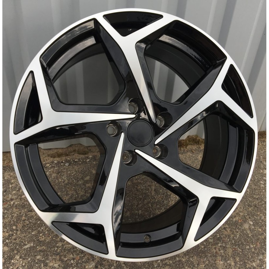 R18x8  5X112  ET  44  57.1  XE182  (FBX284)  Black Polished (MB)  For VW  (Z6)  (HYBRID FORGED)