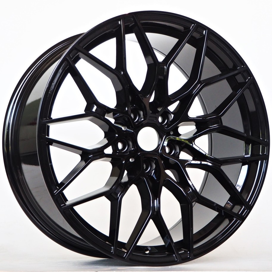 Ratlankis Mateo 9,5X20 5X112 ET38 66,6 Black